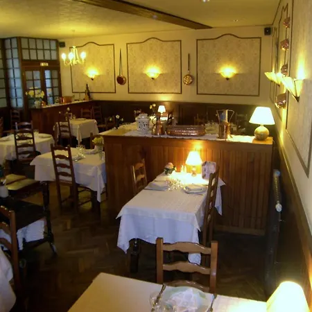 מלון Restaurant Des Voyageurs 2*