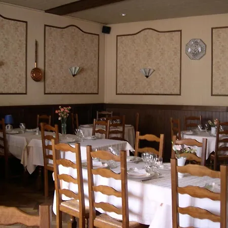 מלון Restaurant Des Voyageurs Plonéour-Lanvern